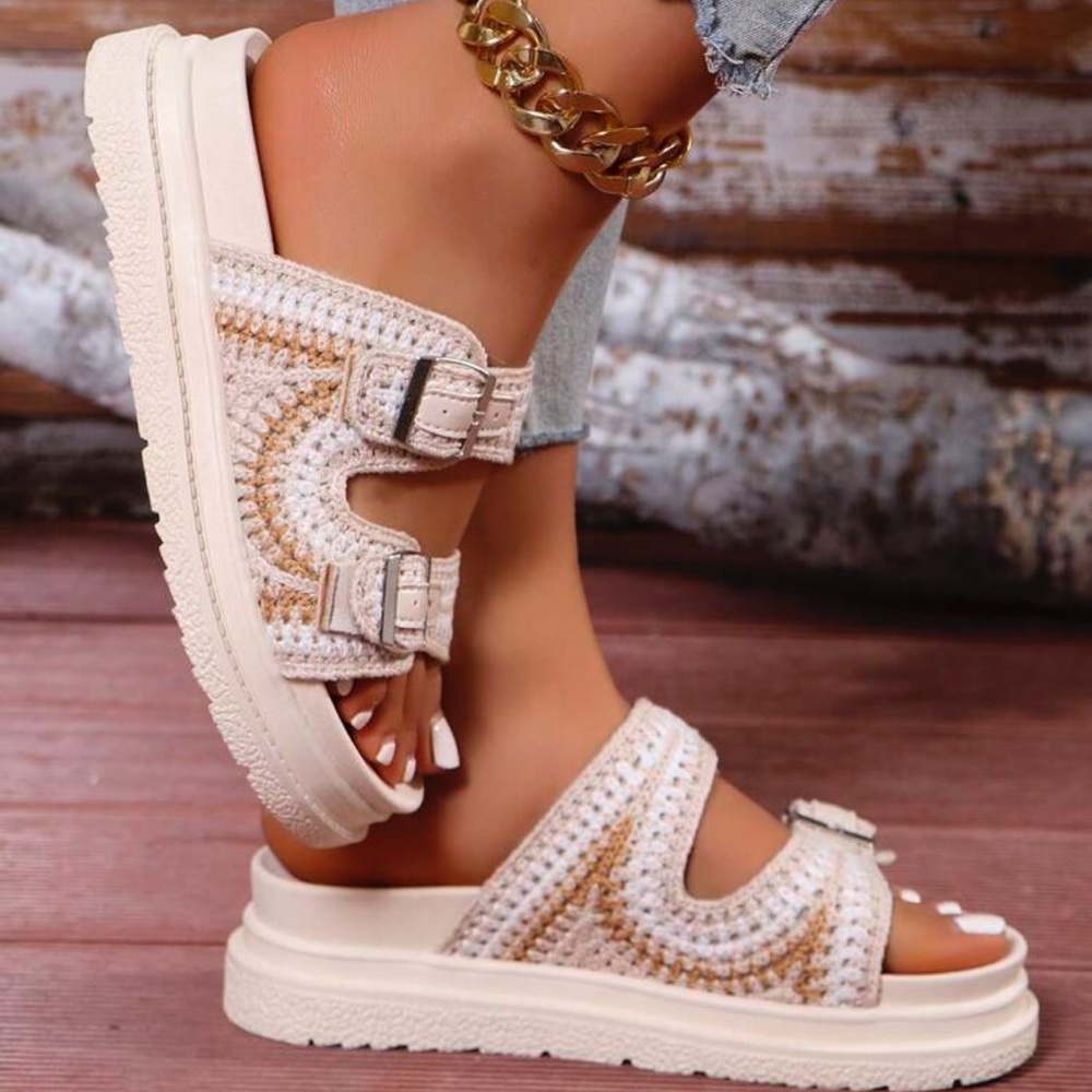 Brand New Women’s Platform Footbed Sandals Size 10